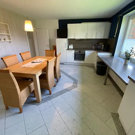 Apartment 4-zimmerwohnung,küche, Internet,parkplatz,emden,ihlow,aurich